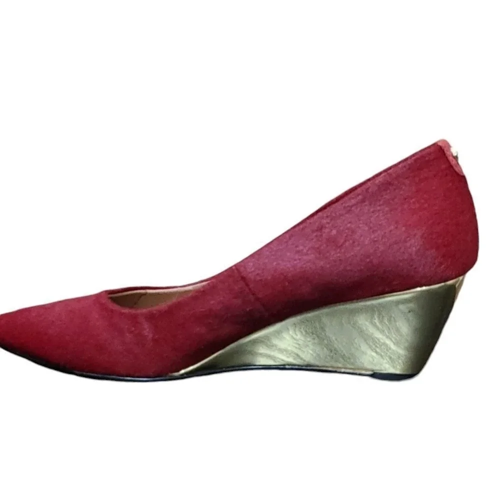 Dee Ocleppo Deesigns‎ Red Pony Hair Pointed Toe Wedge Pumps Elegant Shoes 7.5